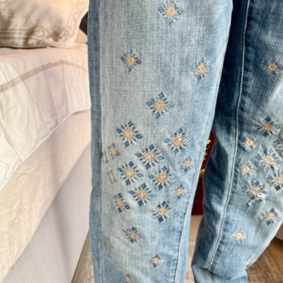 Pilcro Anthropologie Slim Boyfriend Light Wash Gold Embroidered Jeans - Picture 6 of 16